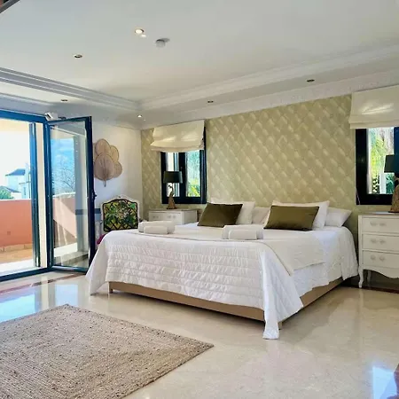 Premium By Better Bookings Holiday home Marbella