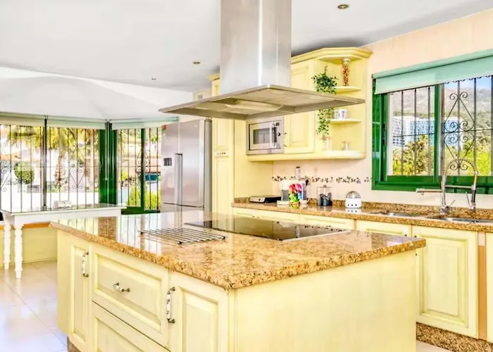 Premium By Better Bookings * 马尔韦利亚