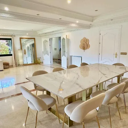 Premium By Better Bookings Ferienhaus