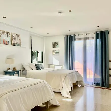 Premium By Better Bookings * Μαρμπέλλα