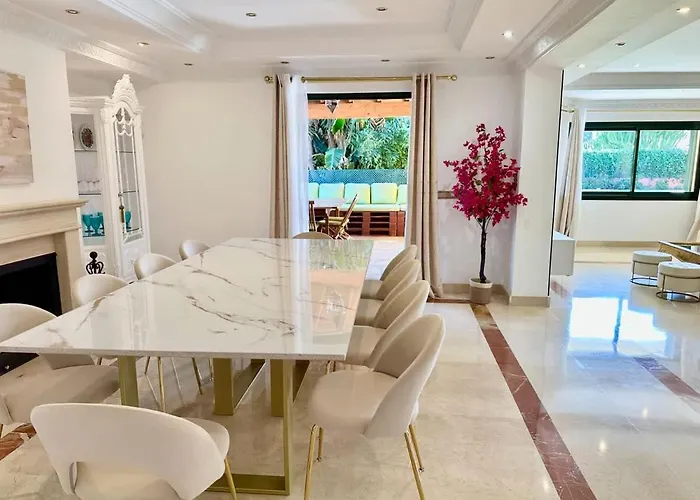 Premium By Better Bookings * Marbella