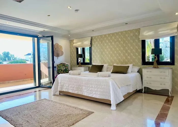 Premium By Better Bookings Feriehus Marbella